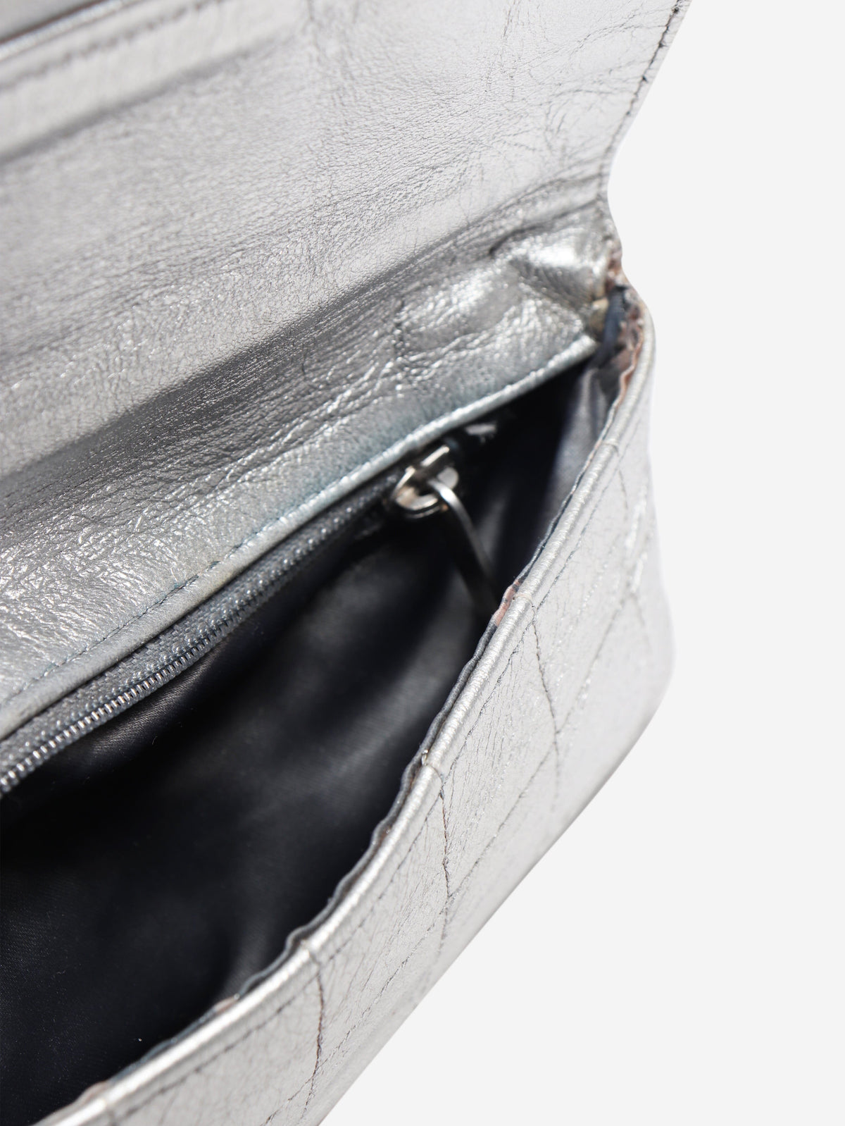 Silver 2000 metallic leather square-quilted flap bag Shoulder bags Chanel 