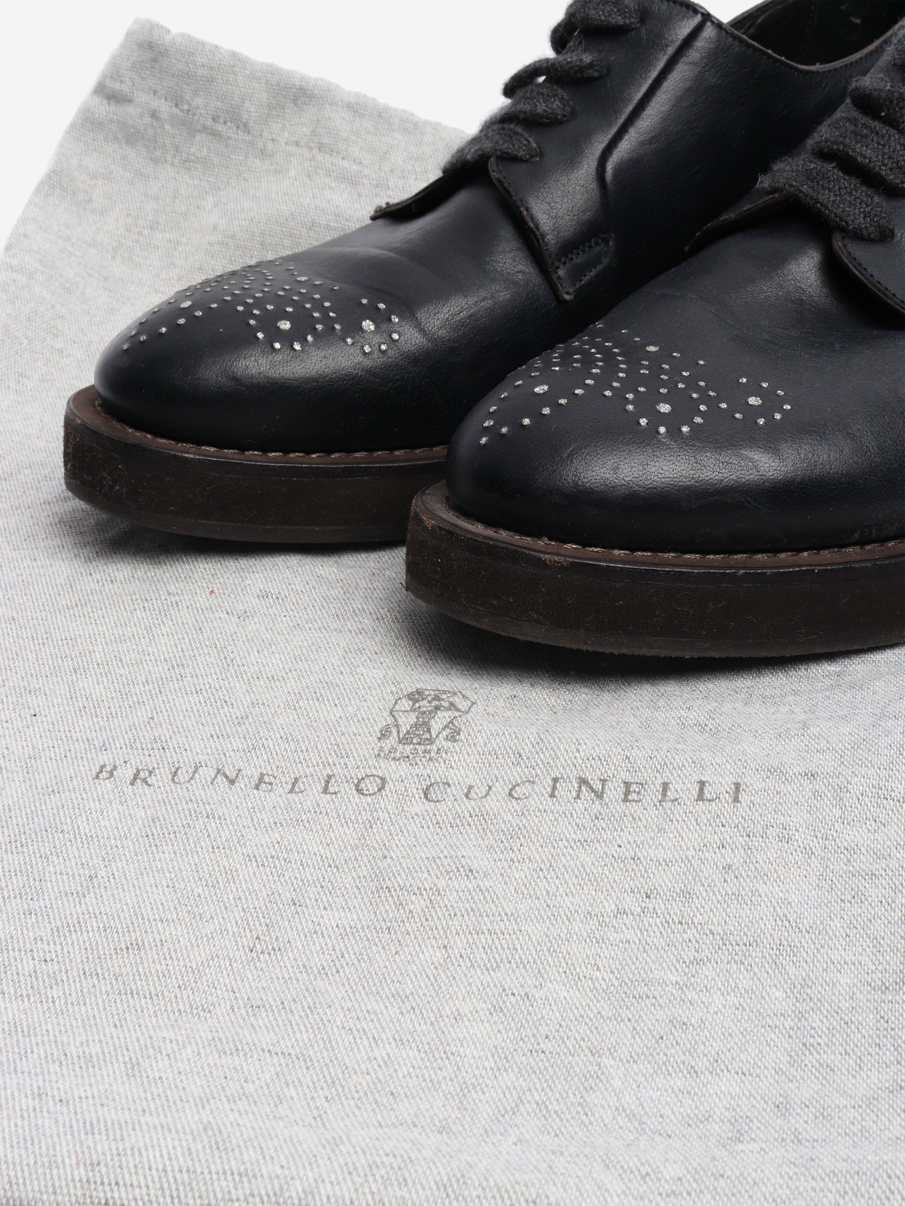 Black bejewelled leather lace-up shoes - size EU 38 Flat Shoes Brunello Cucinelli 