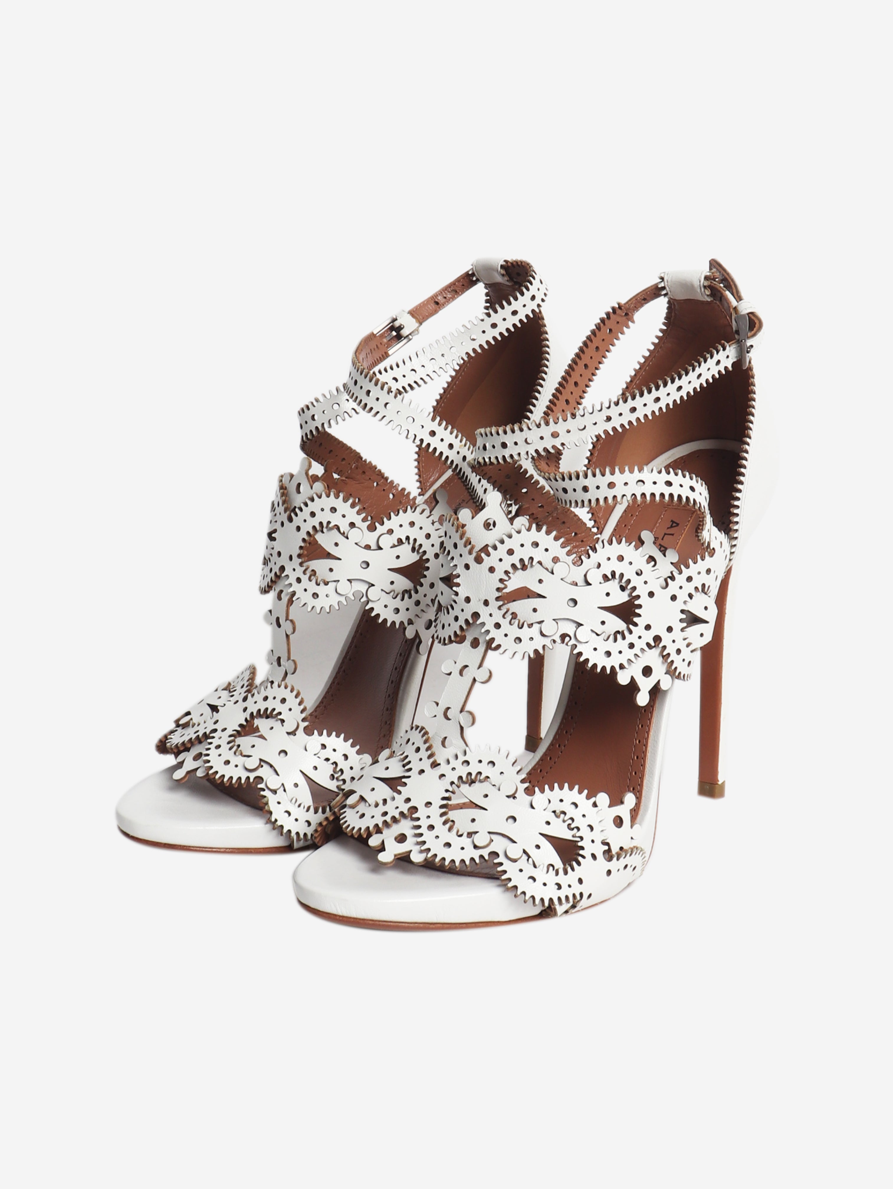 White laser cut leather heels - size EU 38.5 (UK 5.5)