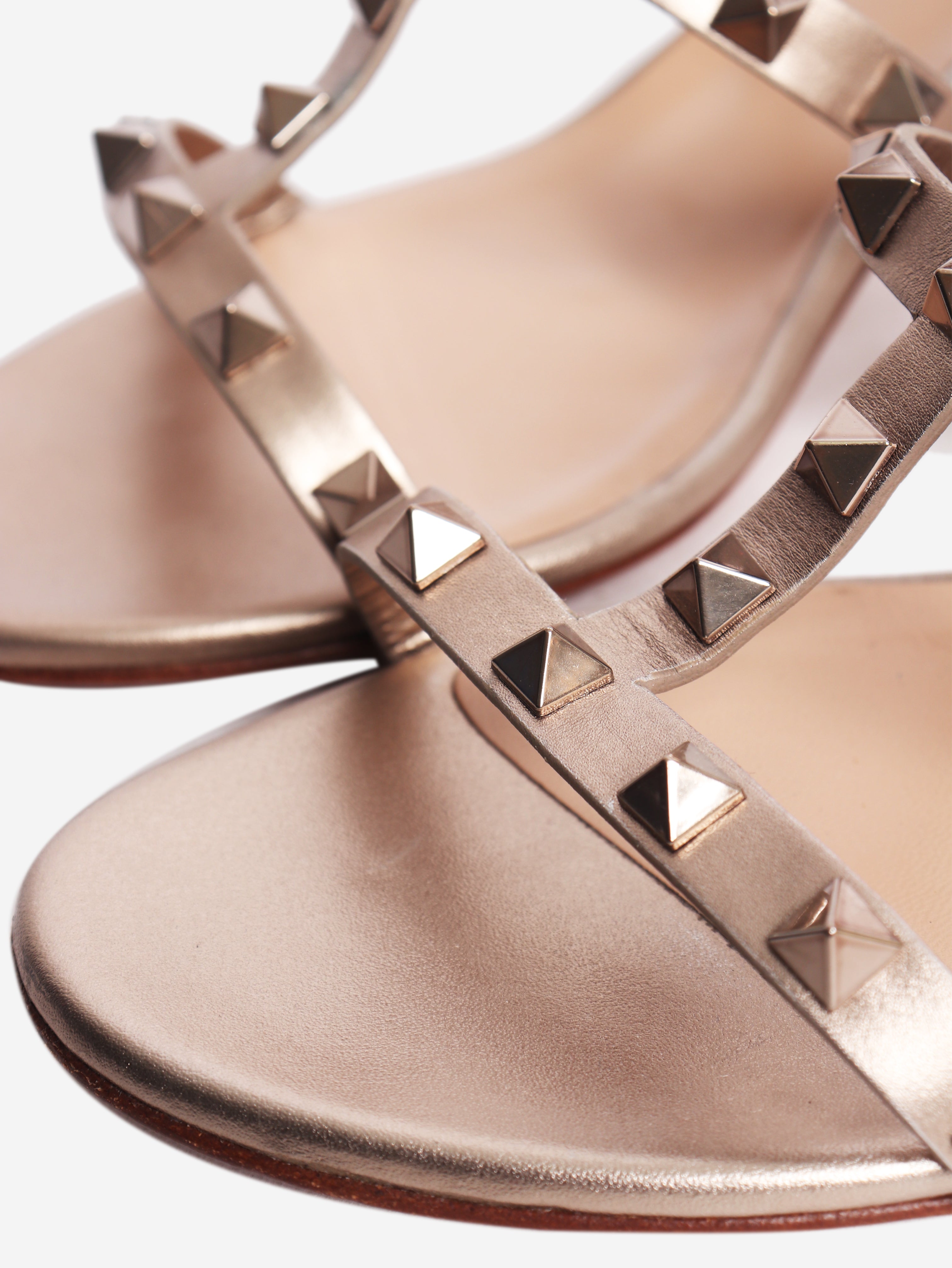 Gold rockstud leather sandals - size EU 38 (UK 5)