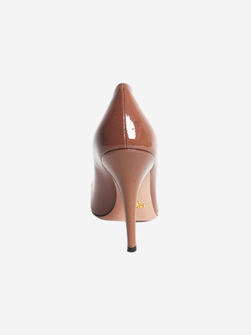 Brown patent leather pumps - size EU 39 (UK 6)