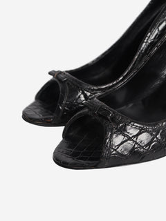 Black croc-embossed leather heels - size EU 39 (UK 6)