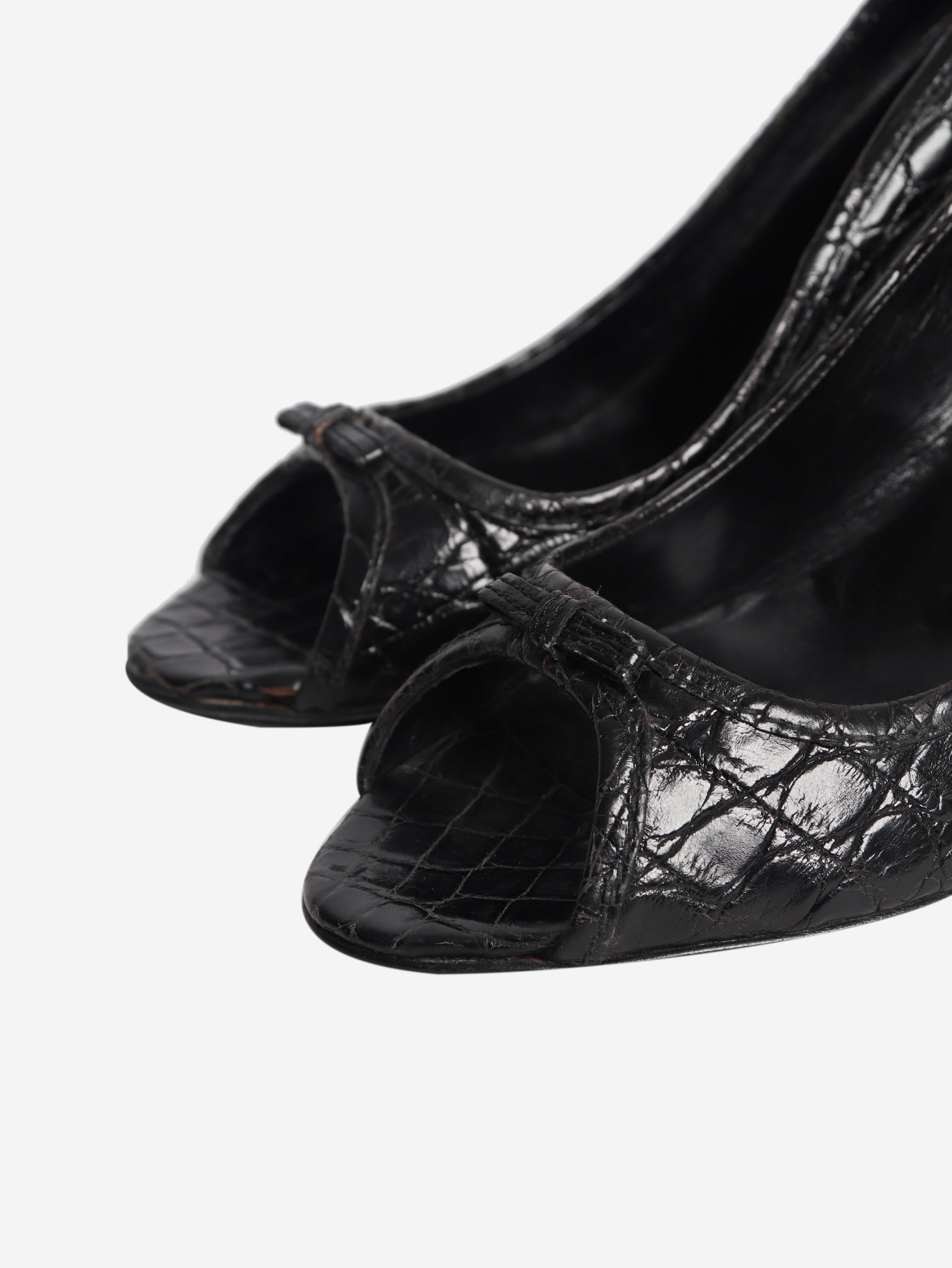 Black croc-embossed leather heels - size EU 39 (UK 6)