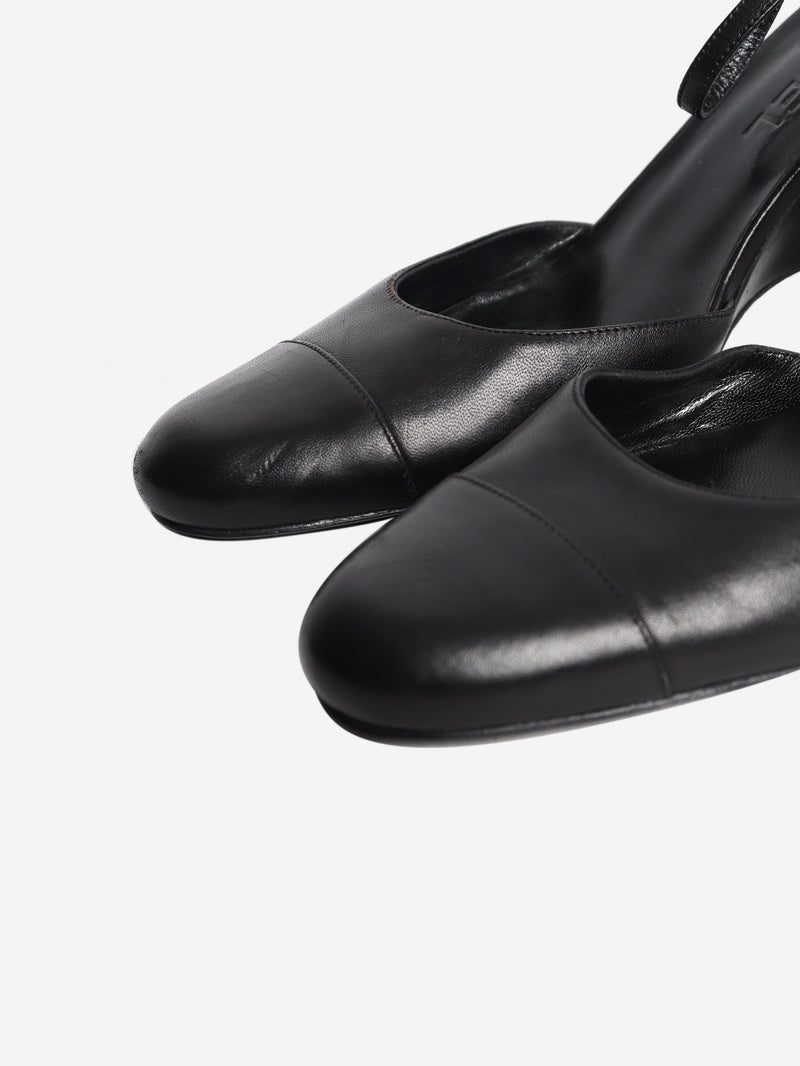 Black closed toe wedge heels - size EU 39 (UK 6) Heels Chanel 