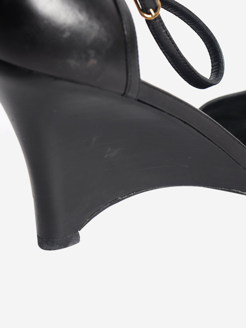 Black closed toe wedge heels - size EU 39 (UK 6) Heels Chanel 