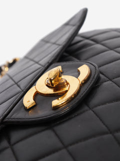 Black vintage lambskin Jumbo single flap bag Shoulder bags Chanel 