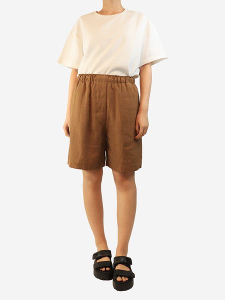 Brown linen shorts - size UK 12 alternate image