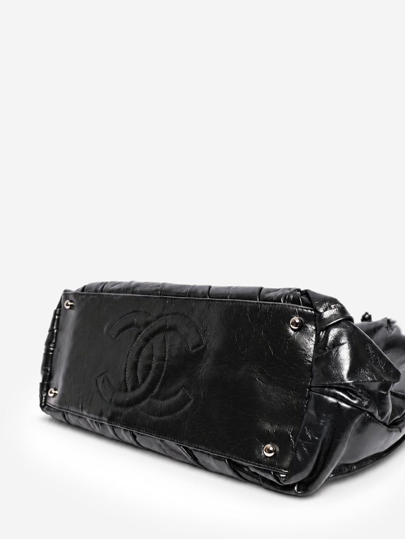Black 2009 glazed calfskin Twisted tote bag Tote Bags Chanel 