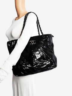 Black glazed leather pleated chain tote bag Shoulder bags Chanel 