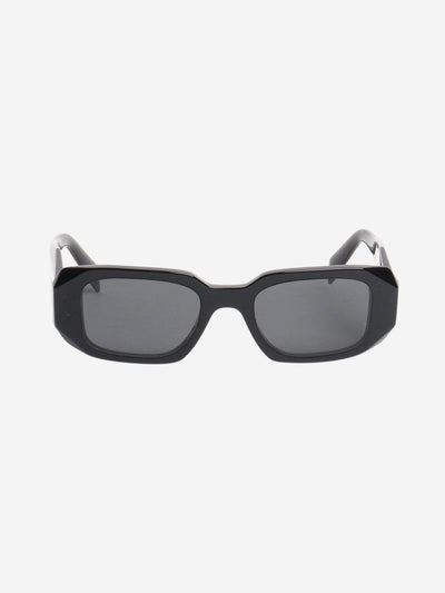 Black rectangle symbole black sunglasses