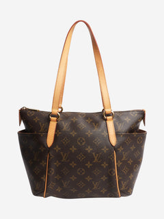 Brown 2009 Totally shoulder bag Shoulder bags Louis Vuitton 
