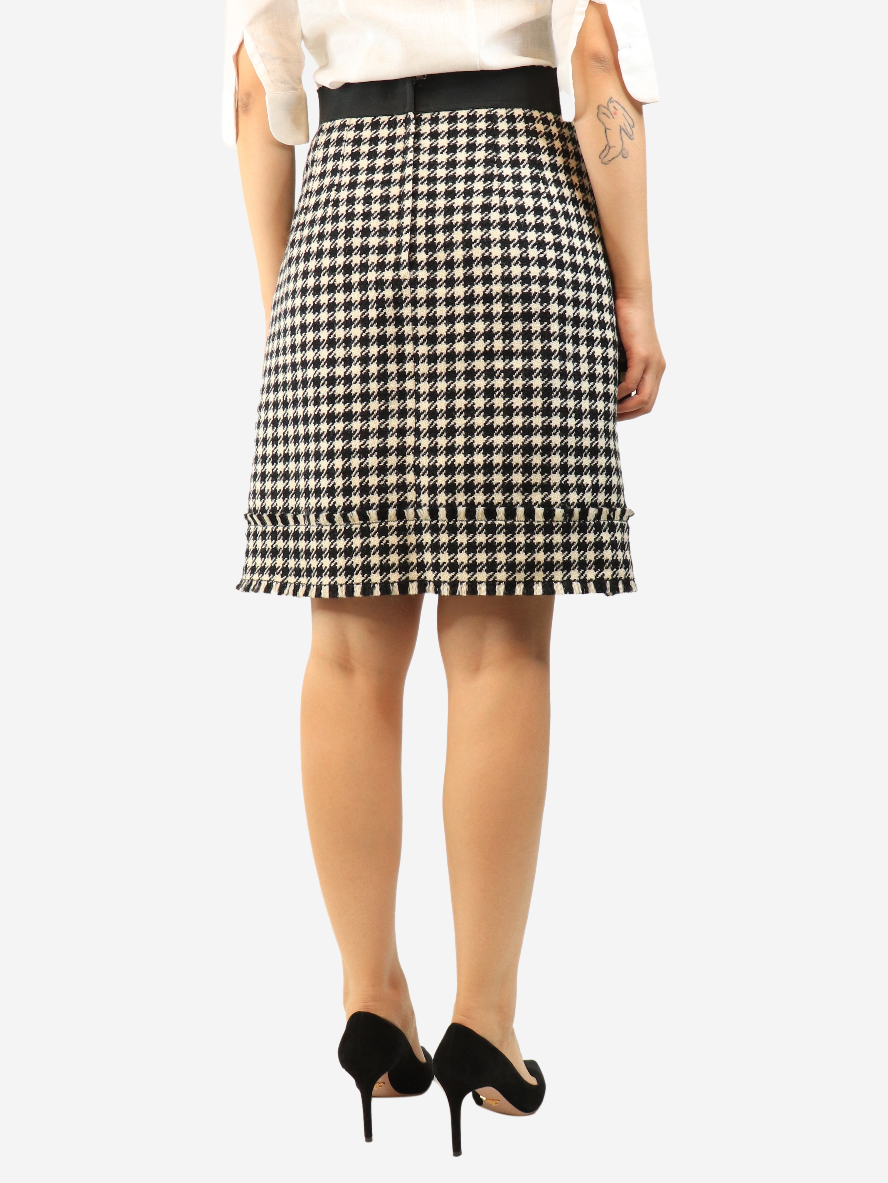 Black and white houndstooth skirt - size UK 12