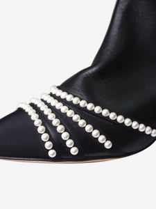 Chanel Black leather pearl boots - size EU 38.5 (UK 5.5)