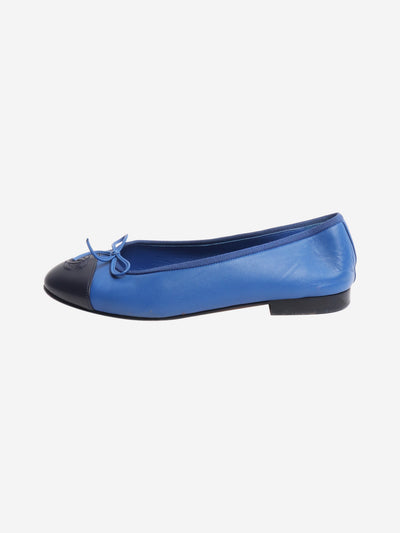 Blue contrast-cap ballet flats - size EU 37 Flat Shoes Chanel 