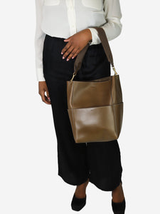 Celine Brown Sangle leather bucket shoulder bag
