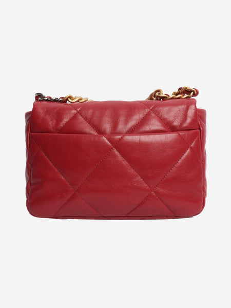 Red 2022 19 lambskin quilted shoulder bag alternate image