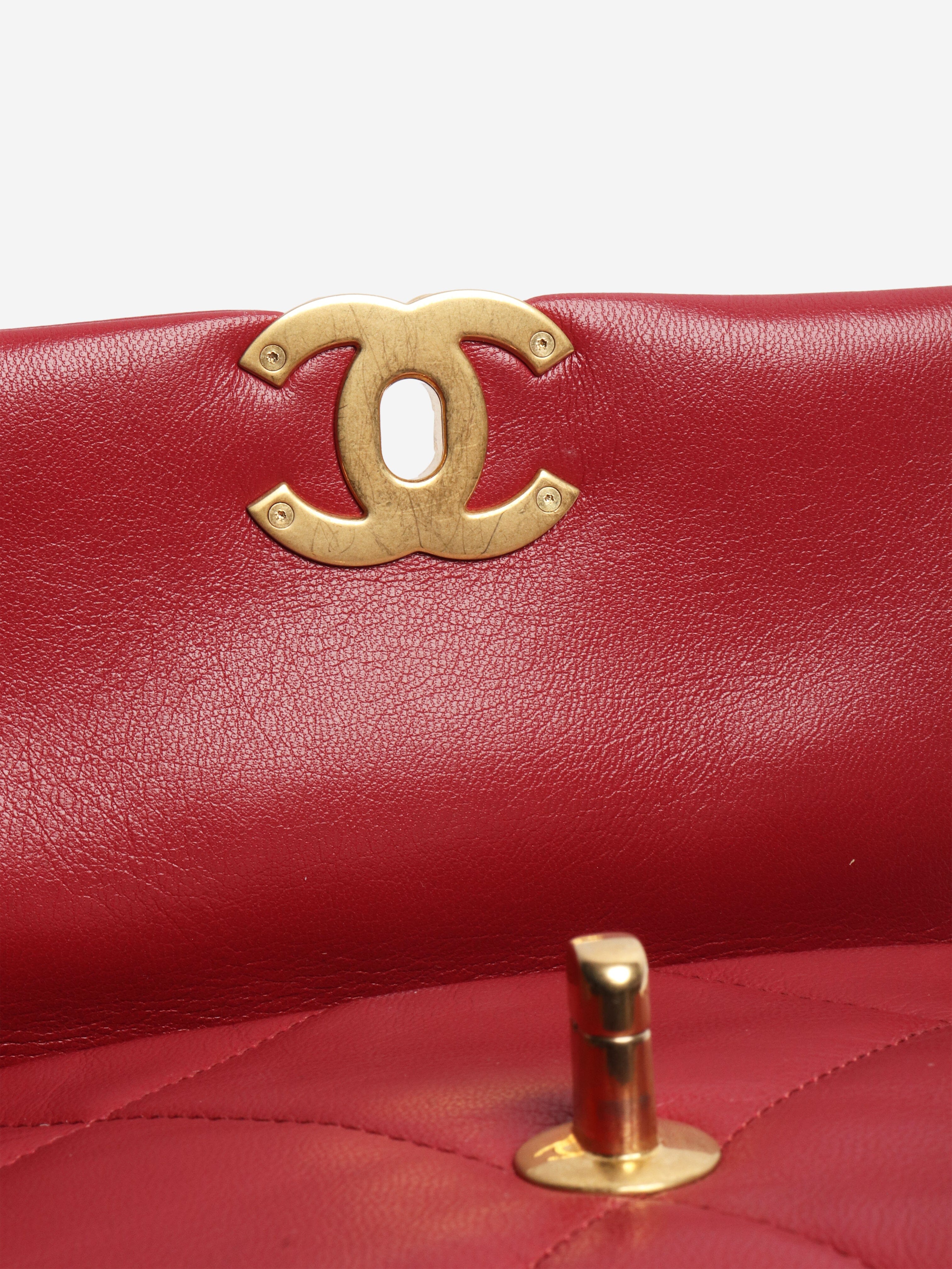 Red 2022 19 lambskin quilted shoulder bag Shoulder bags Chanel 