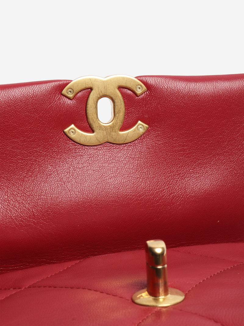 Red 2022 19 lambskin quilted shoulder bag Shoulder bags Chanel 