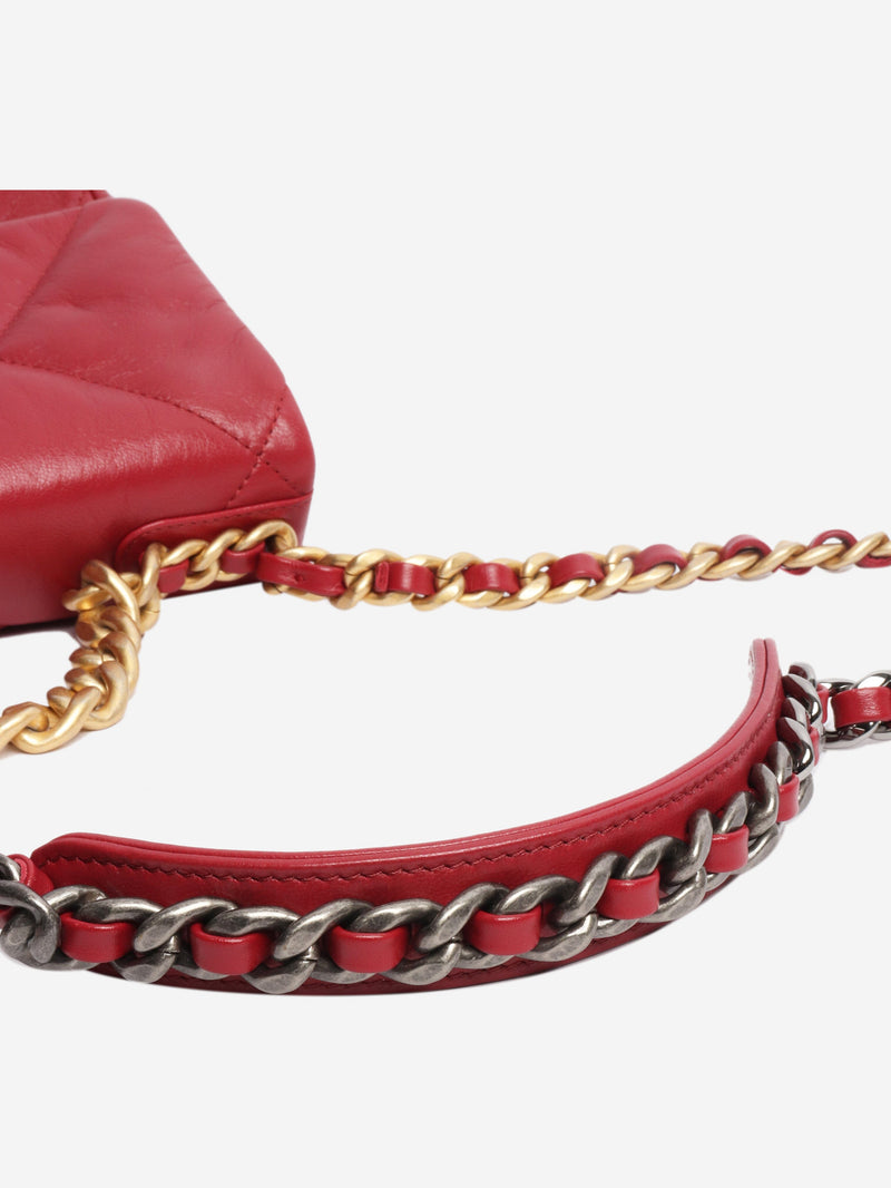 Red 2022 19 lambskin quilted shoulder bag Shoulder bags Chanel 