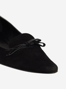 Prada Black suede pointed toe flats with patent bow - size EU 40