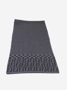 Fendi Grey wool striped scarf