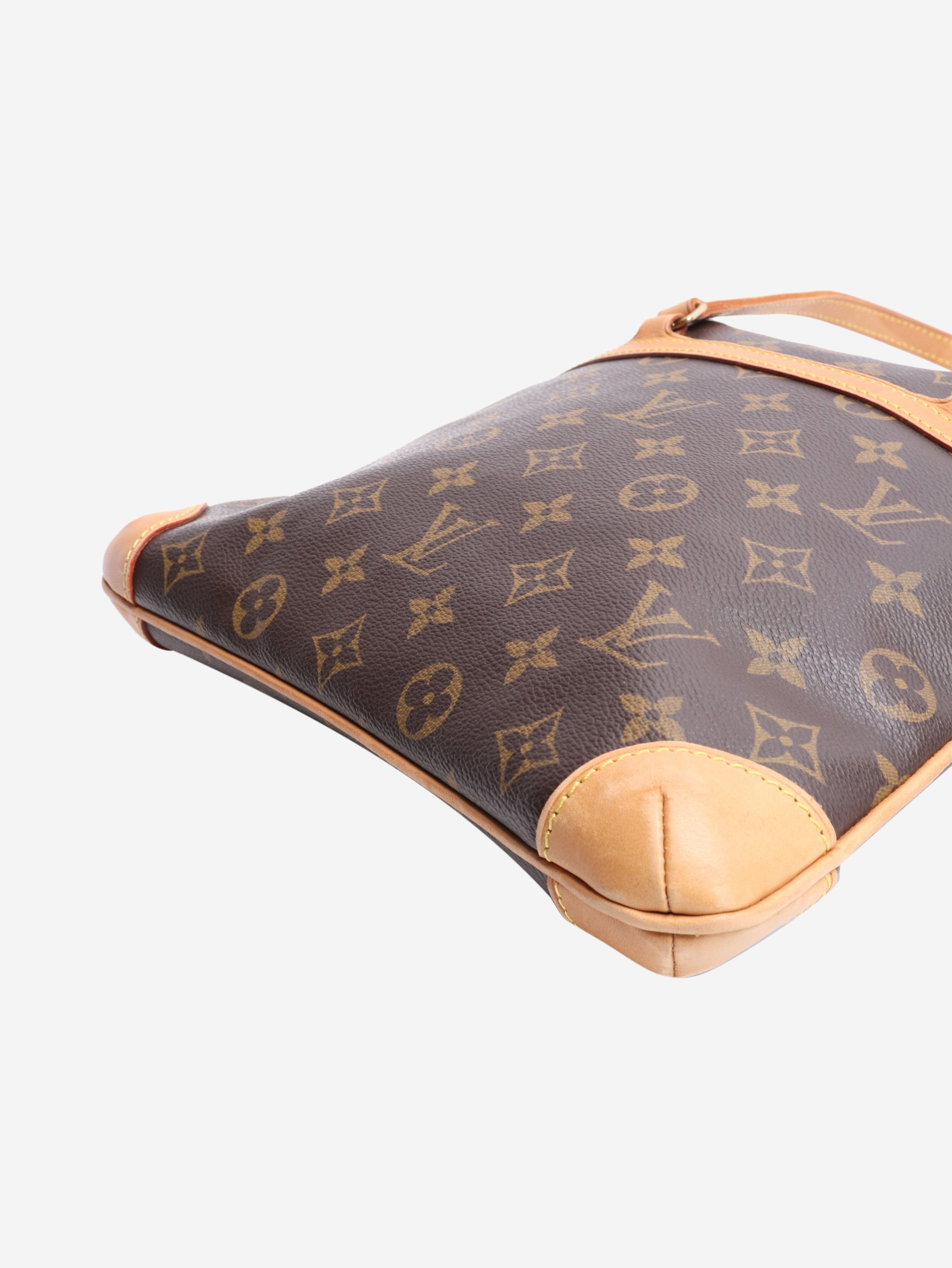 Brown Monogram Coussin GM shoulder bag Shoulder bags Louis Vuitton 