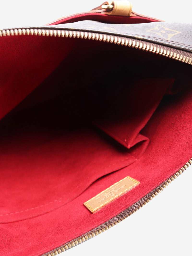 Brown Monogram Coussin GM shoulder bag Shoulder bags Louis Vuitton 