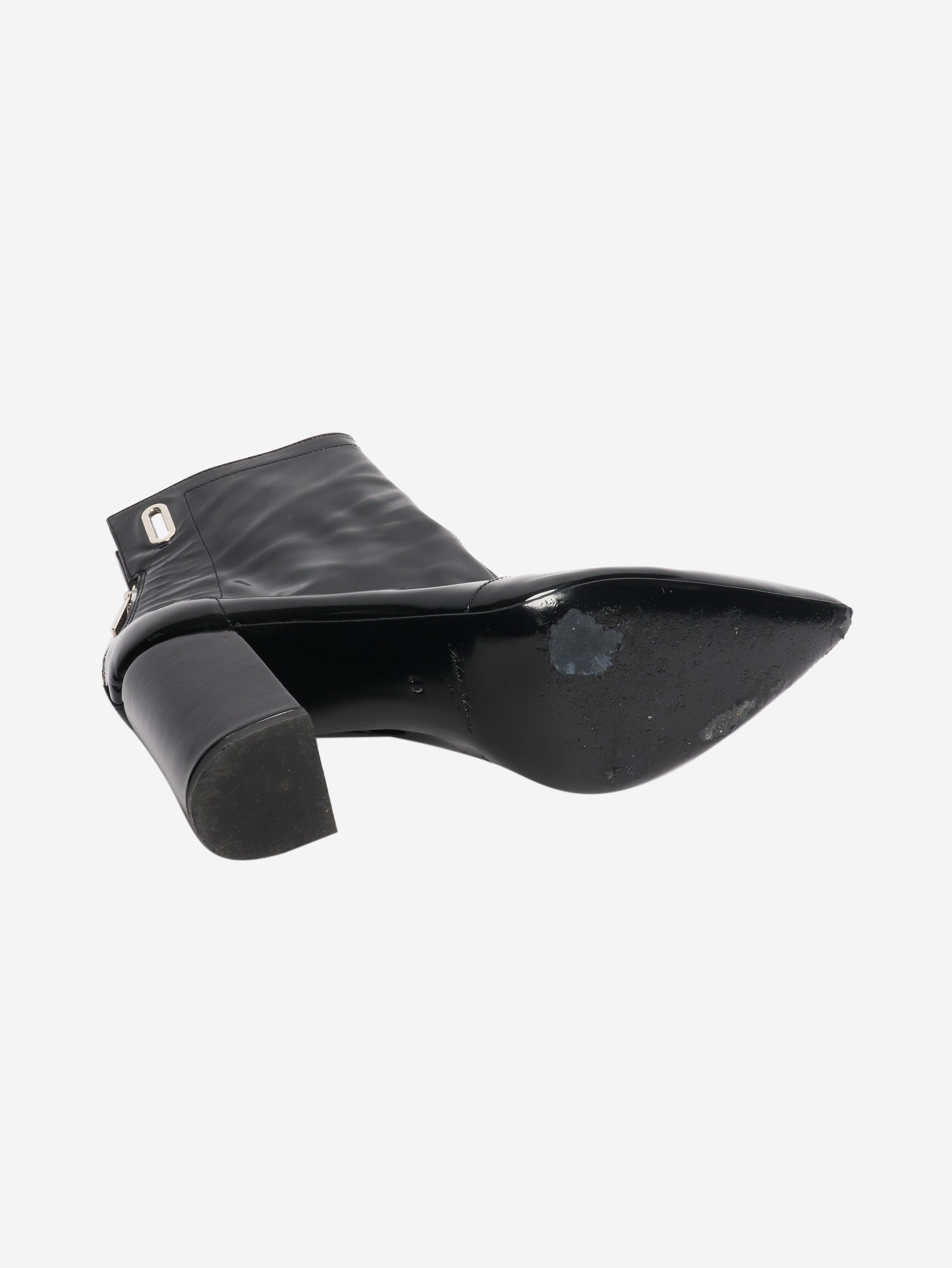 Black patent boots - size EU 40 (UK 7) Boots Robert Clergerie 
