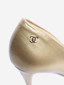 Chanel Gold heels with pearl detail - size EU 38 (UK 5)
