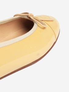 Chanel Yellow patent leather ballet flats - size EU 38.5 (UK 5.5)