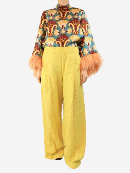 Yellow crinkled trousers - size M alternate image