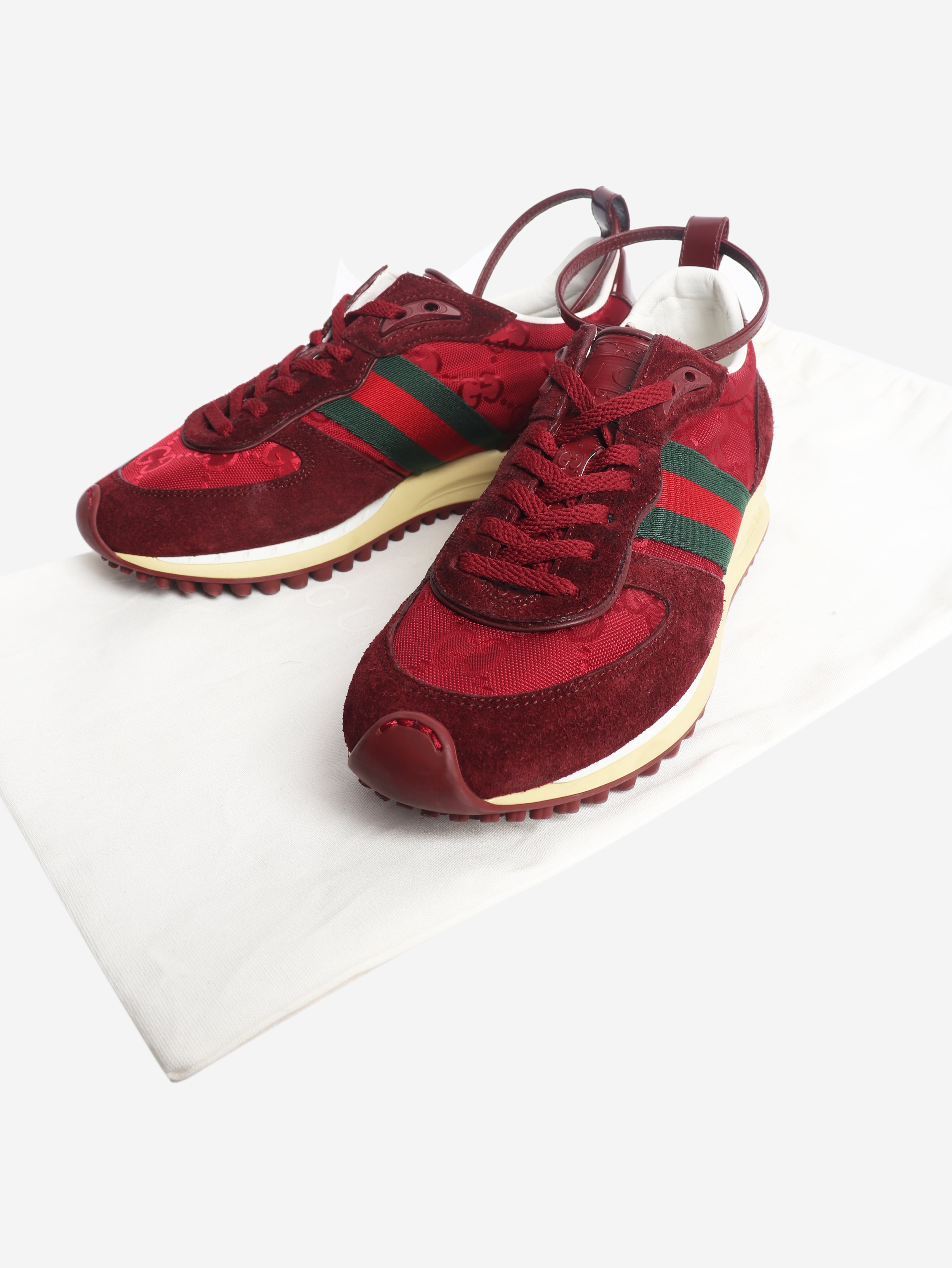Burgundy Re-Motion sneakers - size EU 35.5