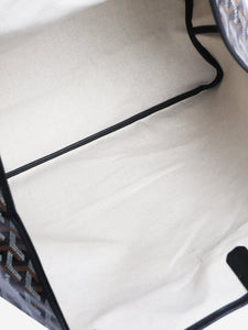 Goyard Black Amalouis tote with purse