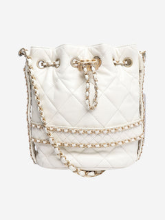 Chanel Shoulder bags - size Shoulder bags Chanel 