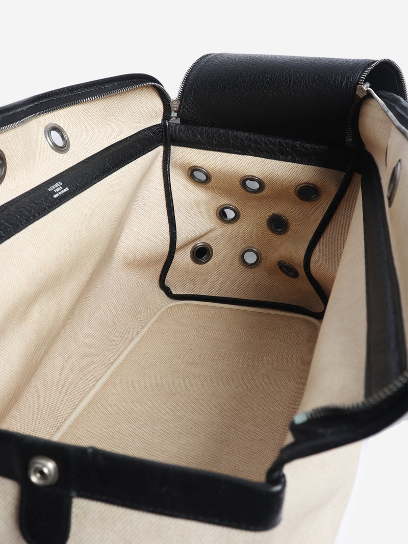 Black and beige Sac de Transport pet carrier