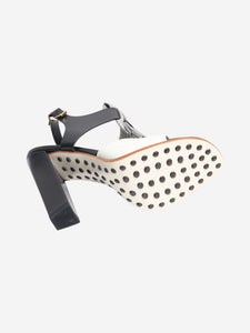 Tods Grey and black leather fringe detail sandals - size EU 37.5 (UK 4.5)