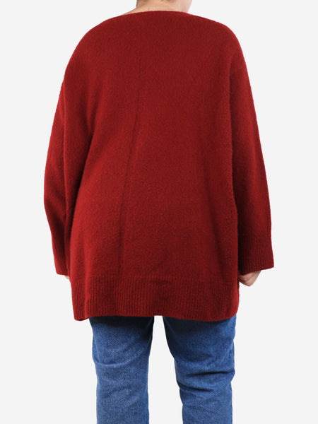Red oversized v-neck jumper - size alternate image