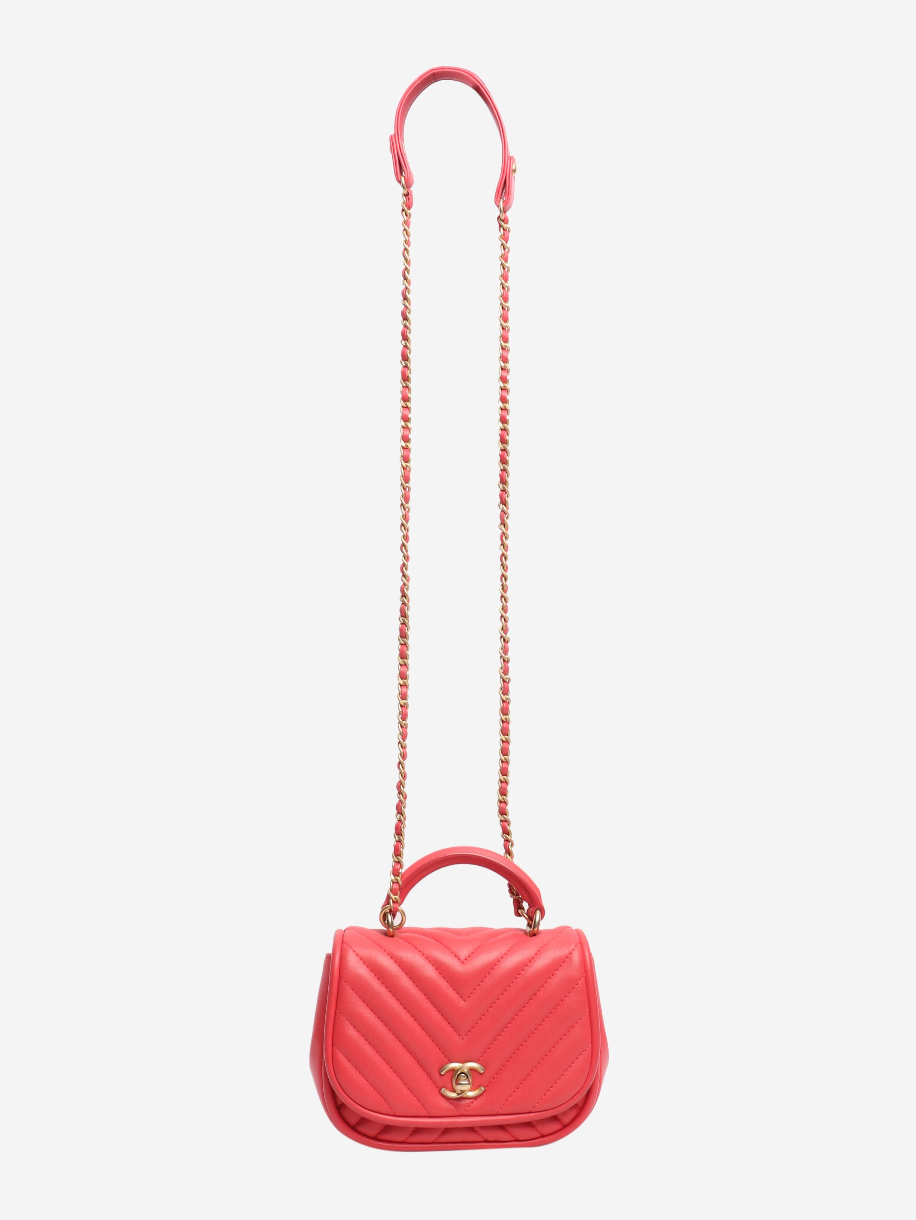 Pink 2017 chevron v-stitch lambskin shoulder bag Shoulder bags Chanel 