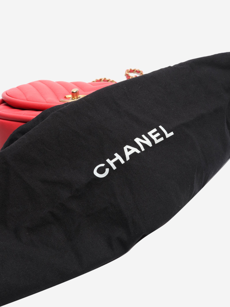 Pink 2017 chevron v-stitch lambskin shoulder bag Shoulder bags Chanel 