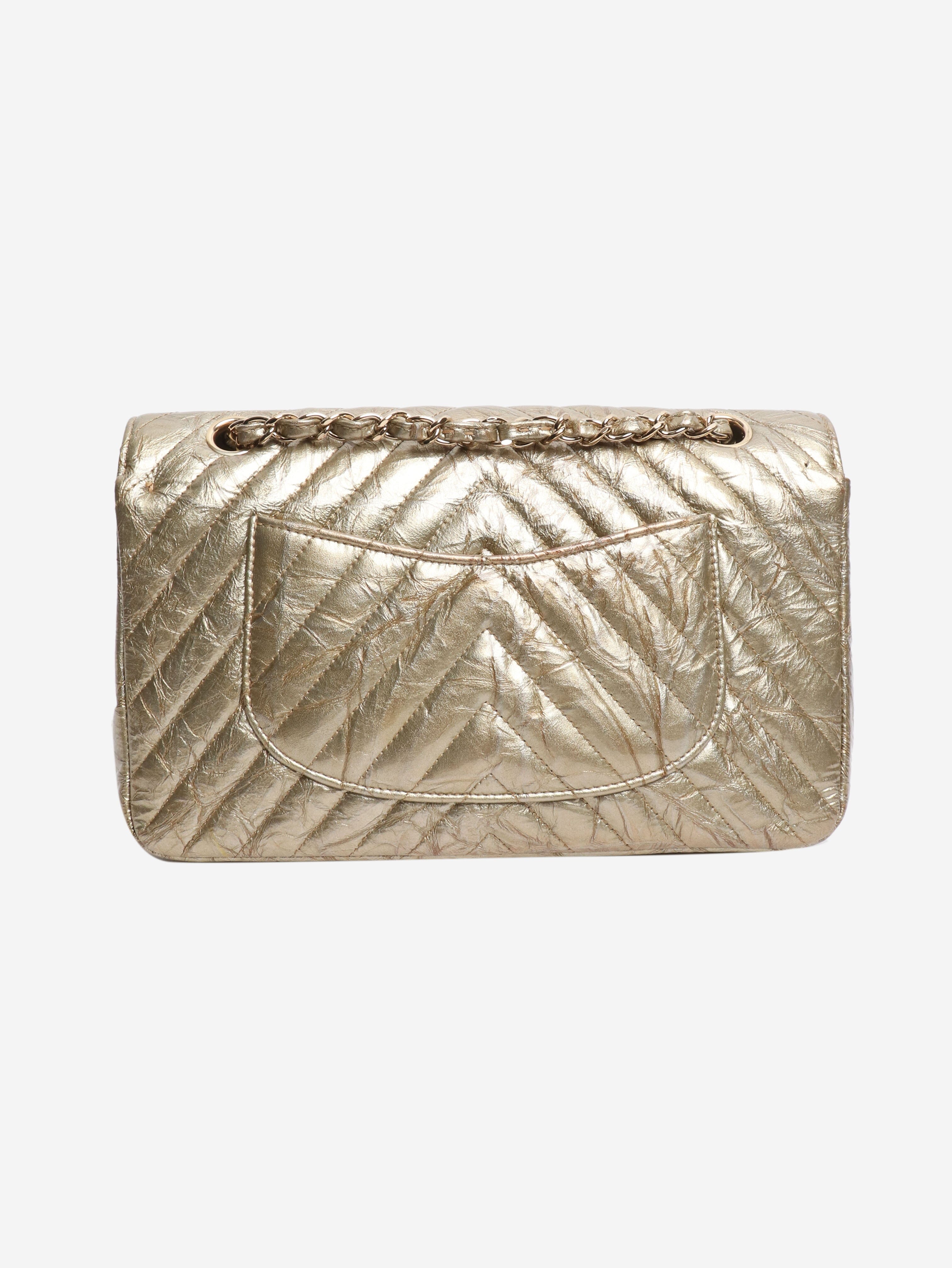 Gold 2018 medium chevron-quilted crumpled lambskin double flap shoulder bag Shoulder bags Chanel 