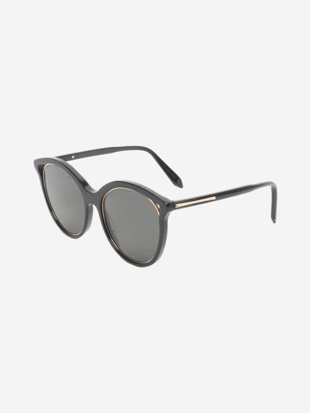 Black cat-eye sunglasses alternate image