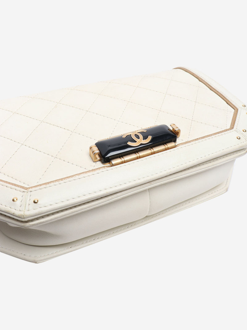 Cream 2017 lambskin shoulder bag Shoulder bags Chanel 