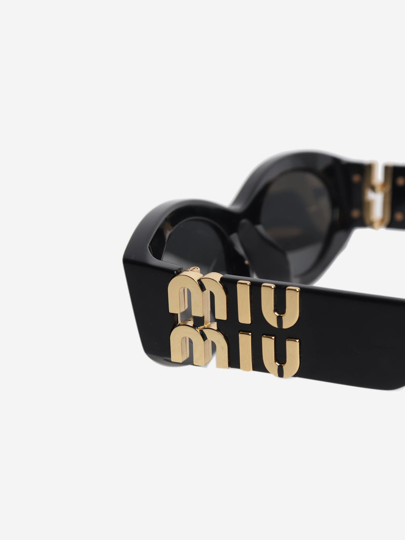Black abd gold oval sunglasses