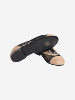 Beige and black crochet ballet flats - size EU 36 (UK 3) Flat Shoes Chanel 