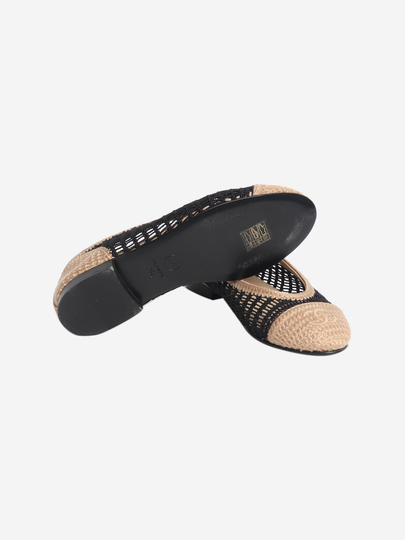 Beige and black crochet ballet flats - size EU 36 (UK 3) Flat Shoes Chanel 