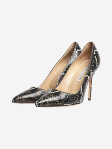 Manolo Blahnik Black snakeskin pumps - size EU 39.5