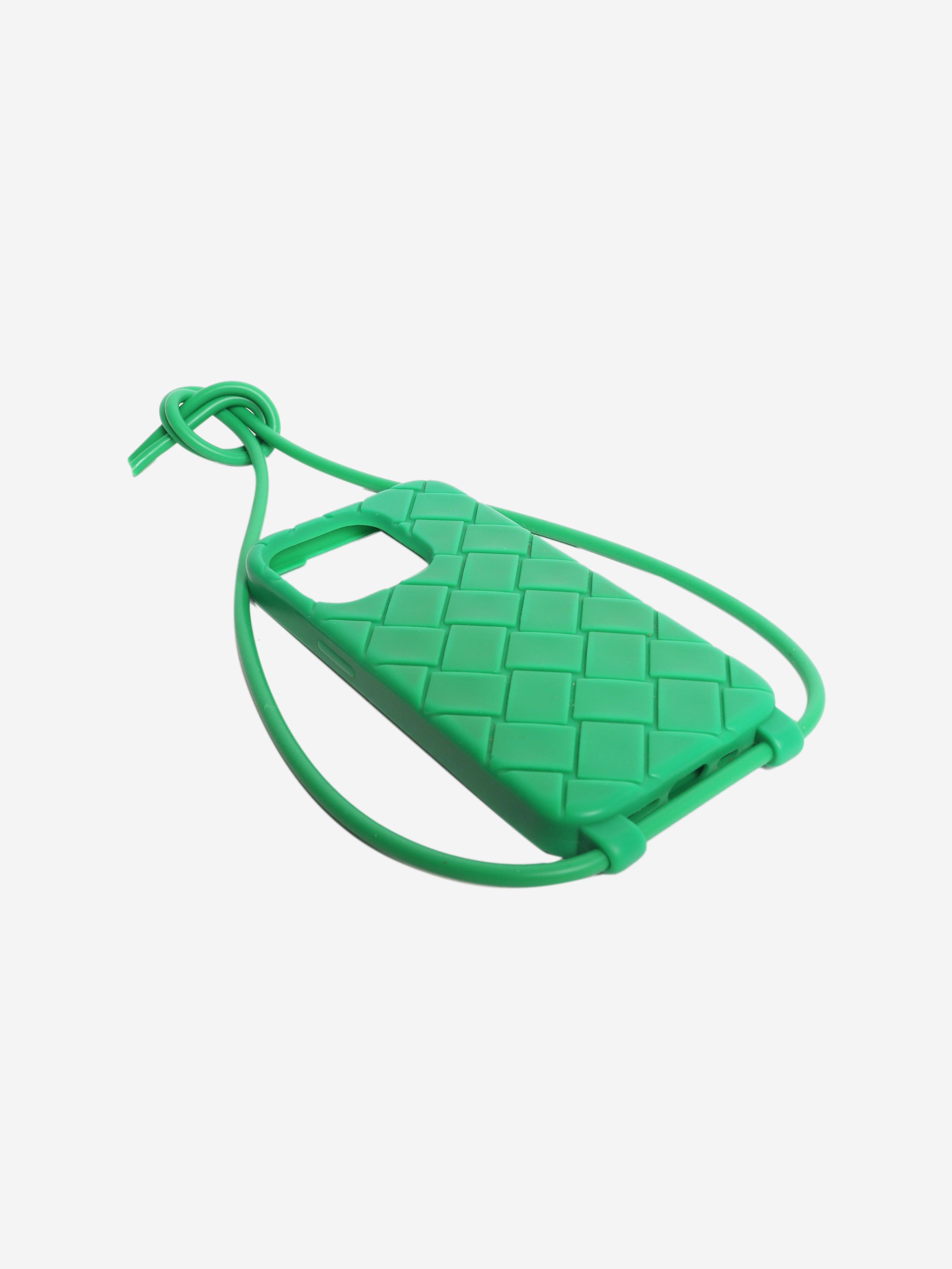 Parakeet iPhone 16 Pro case