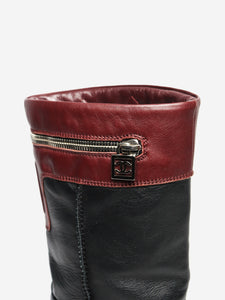 Chanel Black CC leather ziparound boots - size EU 39 (UK 6)