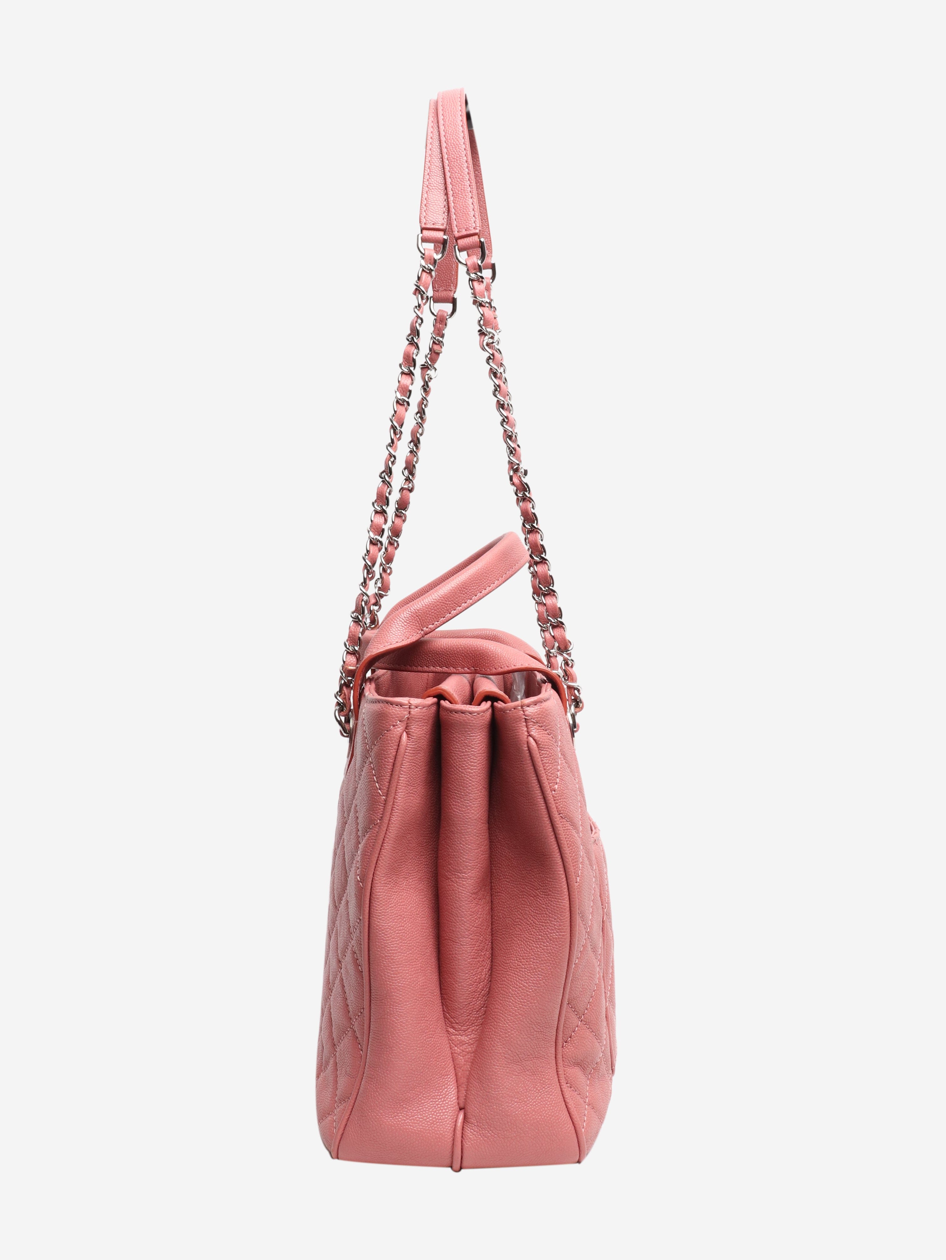 Chanel Shoulder bags - size Shoulder bags Chanel 