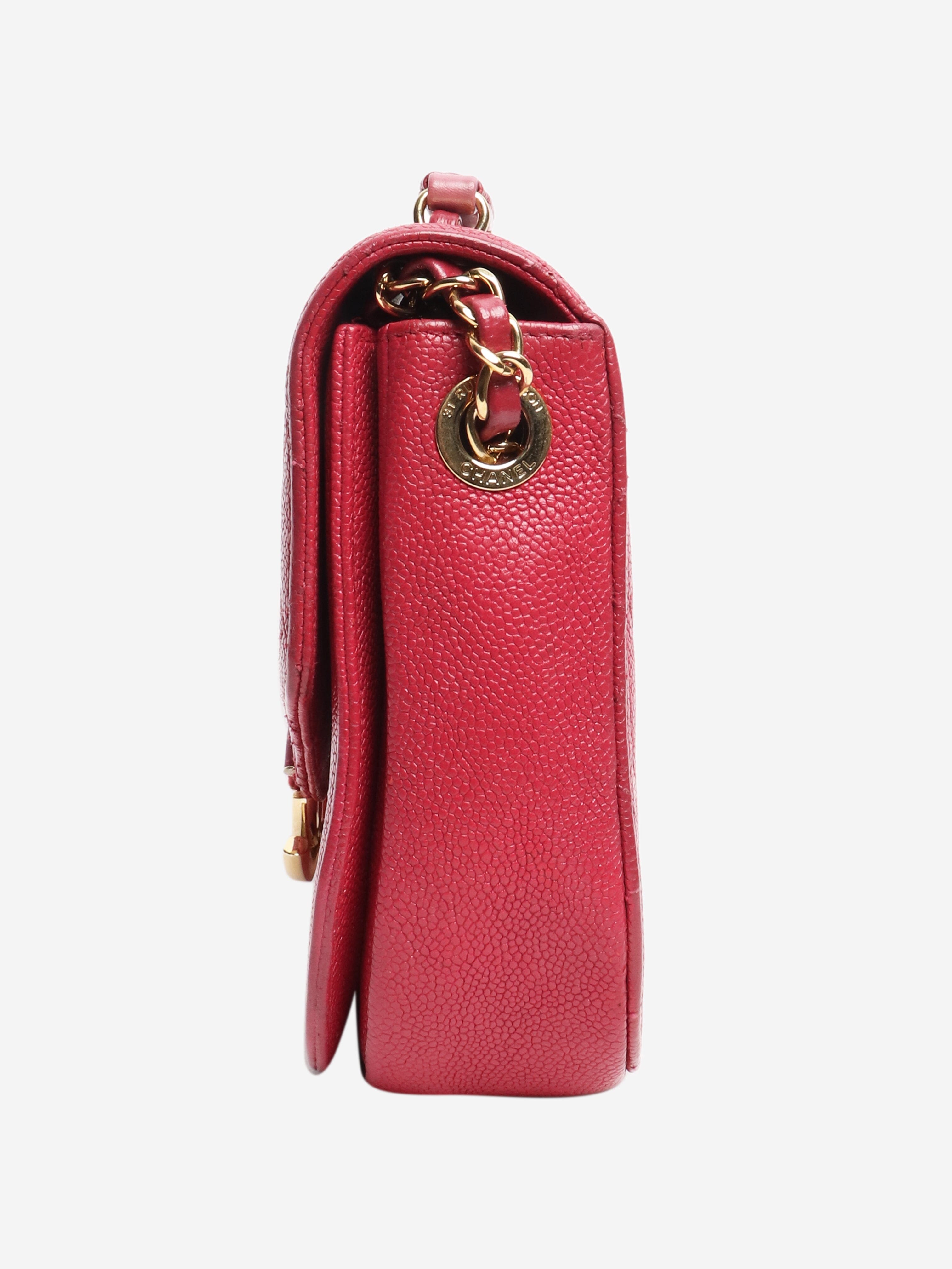 Chanel Shoulder bags - size Shoulder bags Chanel 